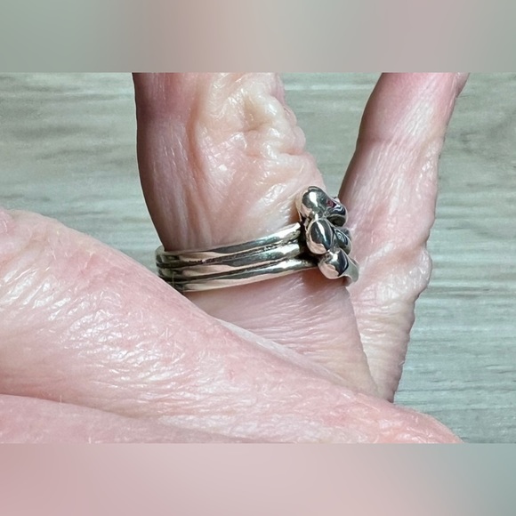 Vintage Designer Signed Israel Handmade Ribbed Brutalist Band Ring, Size 6.5 - Picture 10 of 11